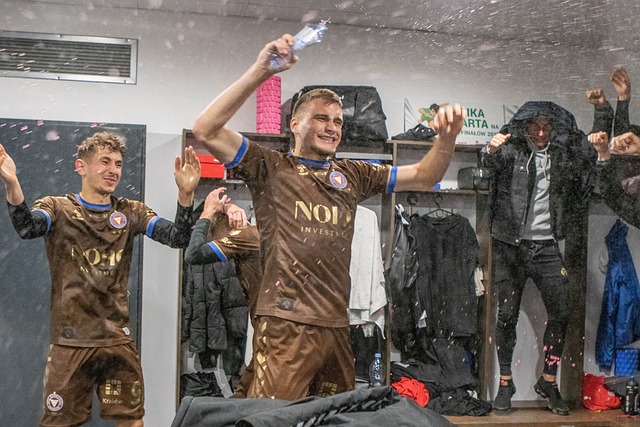 上的表现无 上的表现无